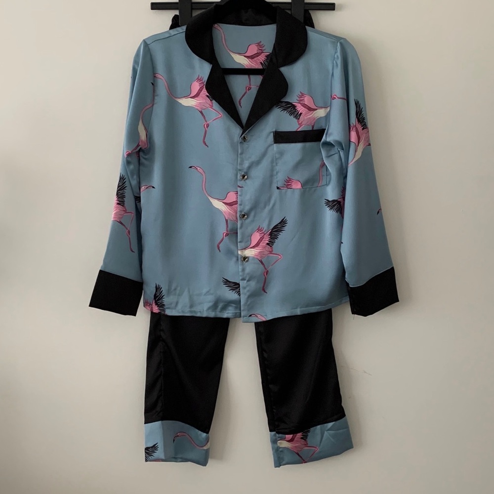 New Printed Blue Black Silky Pajamas XS-S
